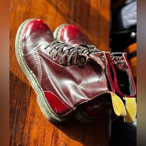 1460 lace up Dr Marten